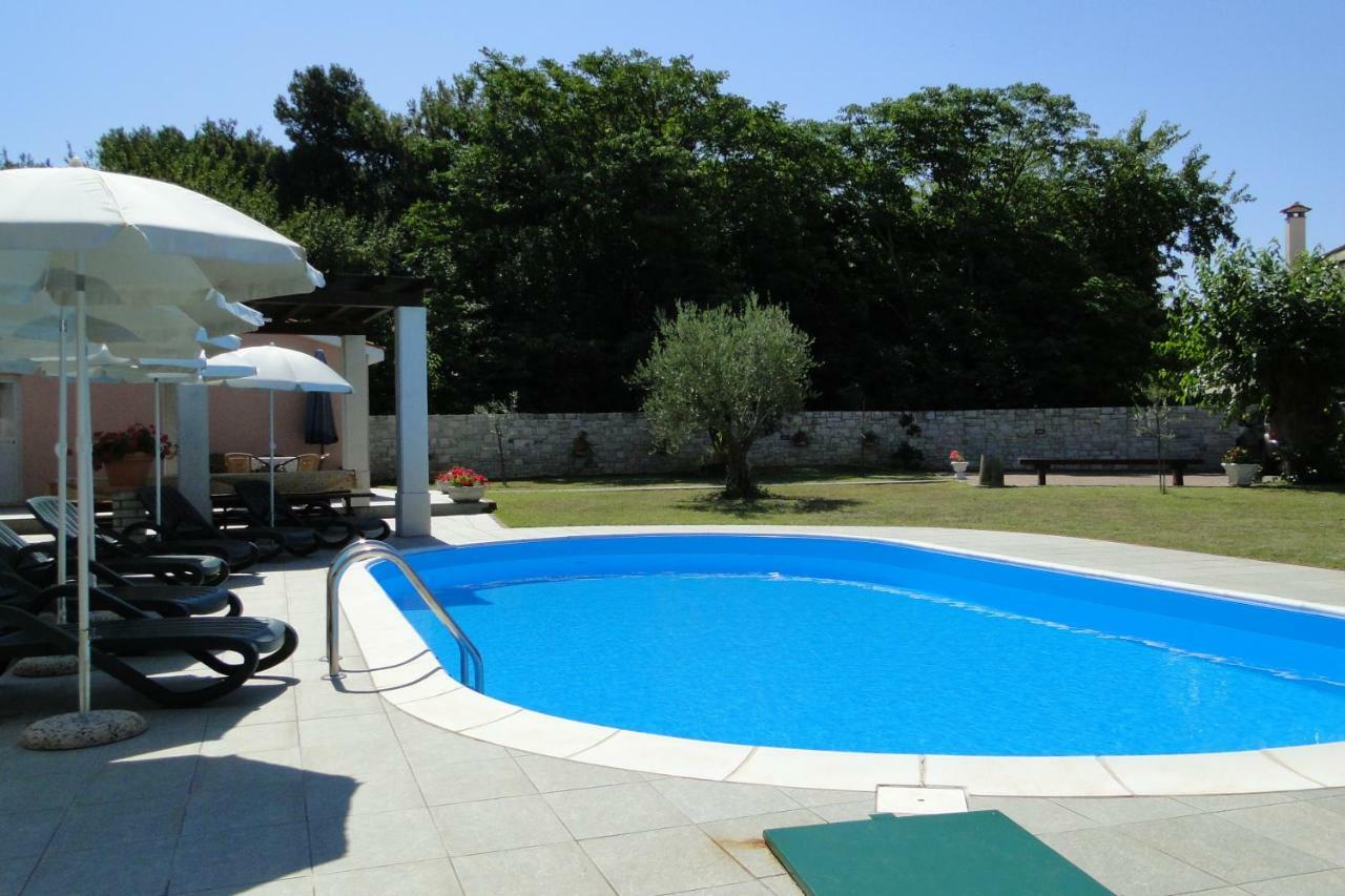 Apartments Villa Maran Umag Eksteriør billede
